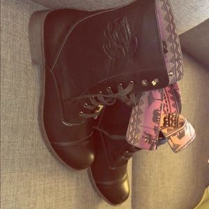 Lion King Fold Down Boots